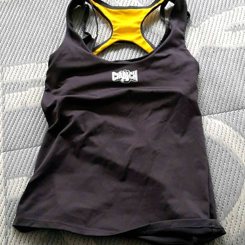 CRUNCH athletic top Womens S